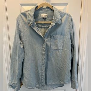 Universal Thread button up denim shirt